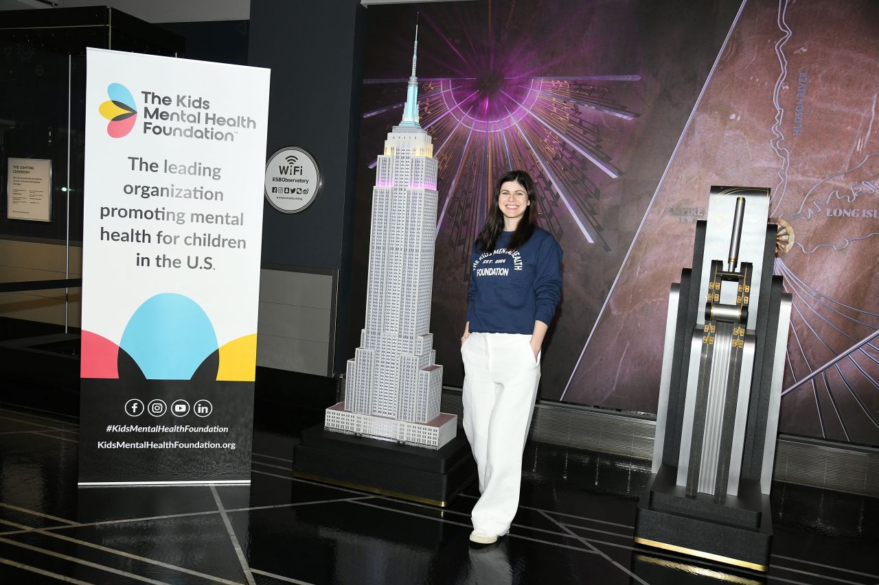 ALEXANDRA DADDARIO LIGHTS THE EMPIRE STATE BUILDING IN HONOR OF CHILDREN MENTAL HEALTH AWARENESS DAY12